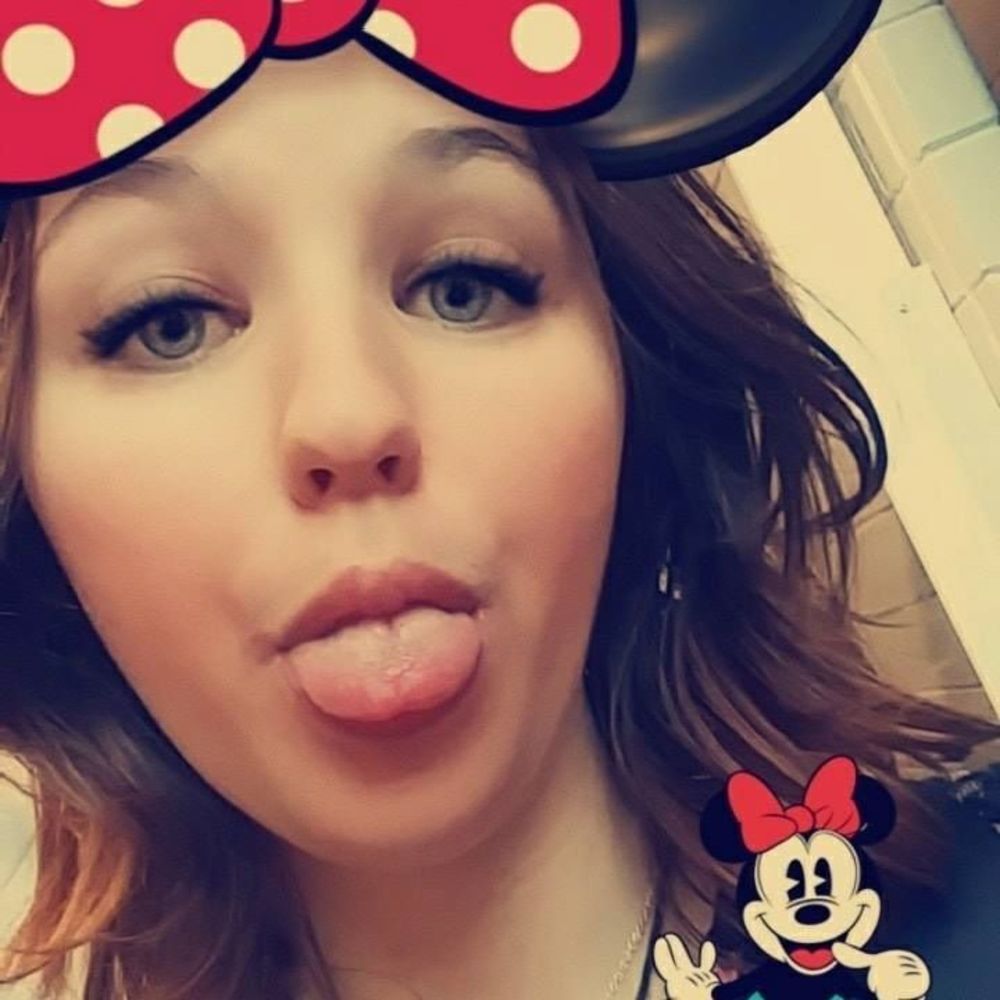 Meet your Posher, Christina